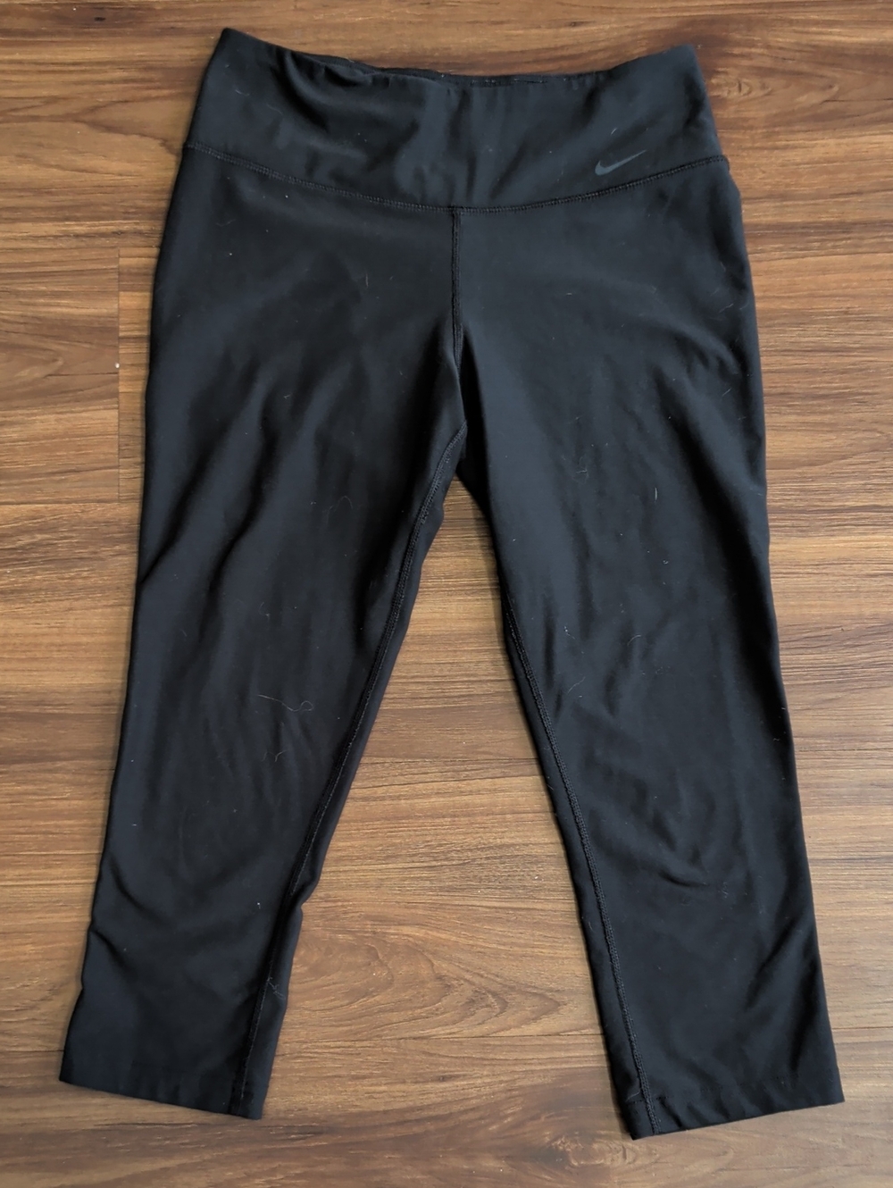 Nike Black Women's Performance Capri Leggings